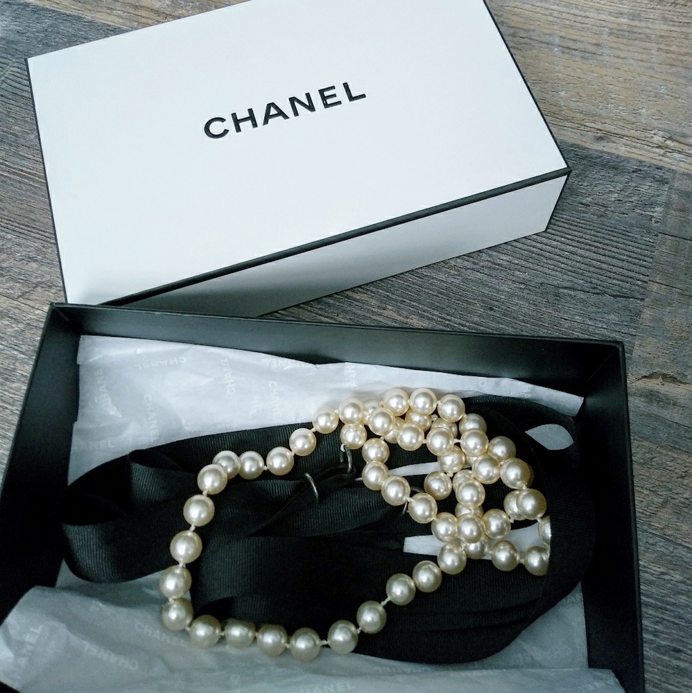 Chanel box